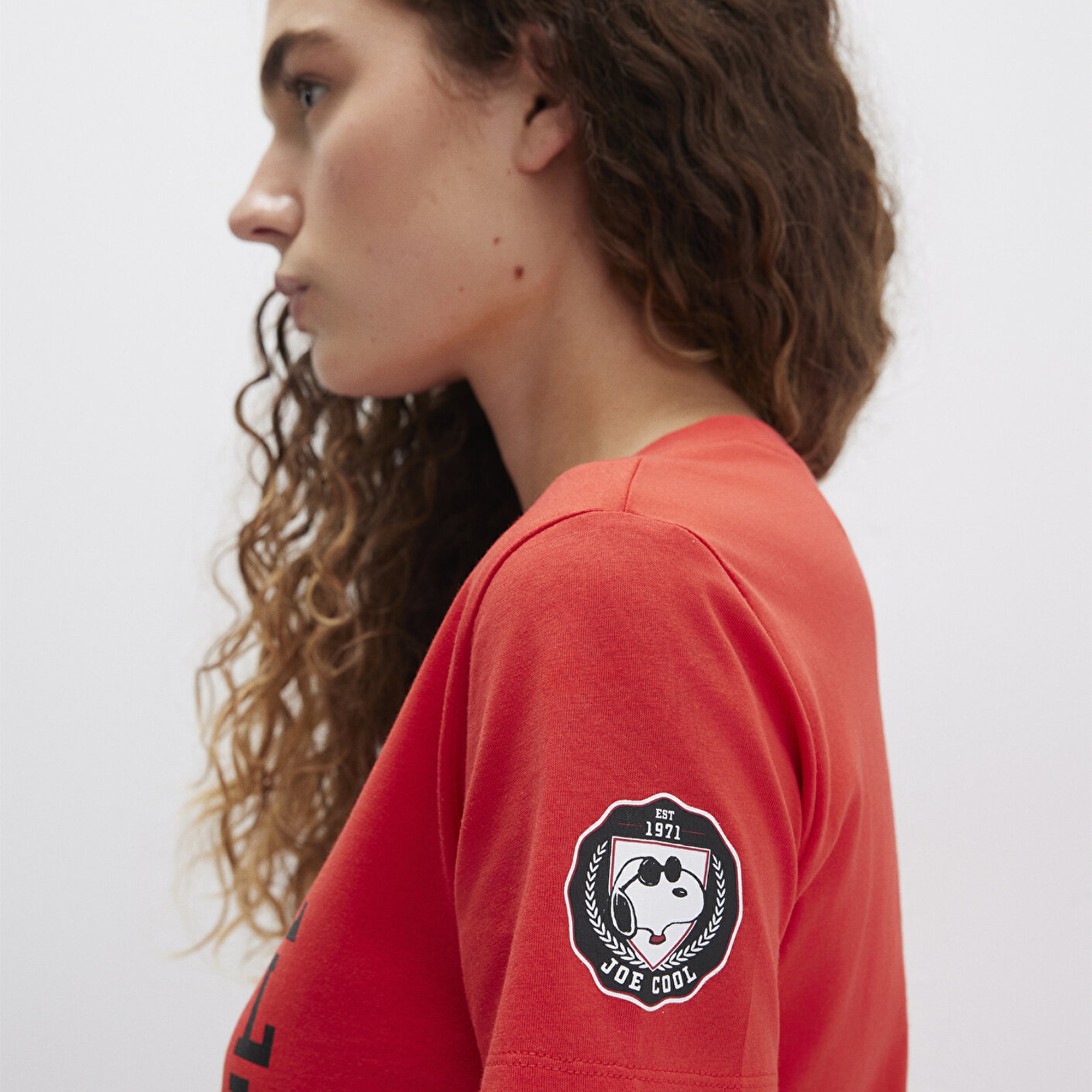 Mavi Snoopy Baskılı Kırmızı Tişört Slim Fit / Dar Kesim 1613670-83870