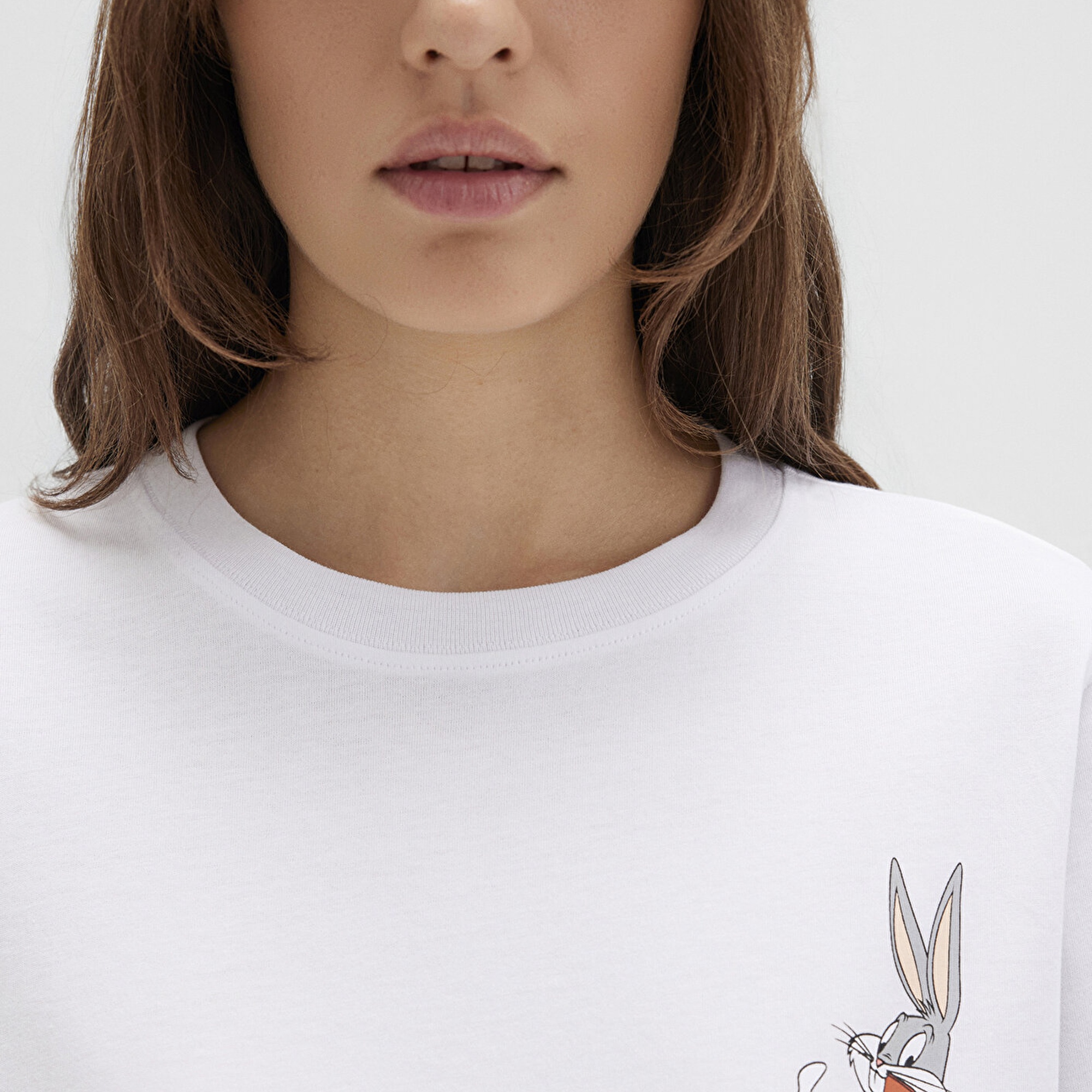 Mavi Bugs Bunny Baskılı Beyaz Tişört Regular Fit / Normal Kesim 1613667-620