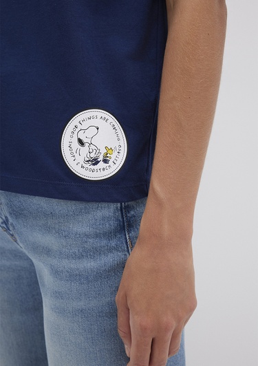  Mavi Snoopy Baskılı Lacivert Tişört Regular Fit / Normal Kesim 1613671-70491