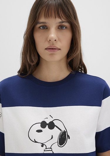 Mavi Snoopy Baskılı Lacivert Tişört Regular Fit / Normal Kesim 1613671-70491