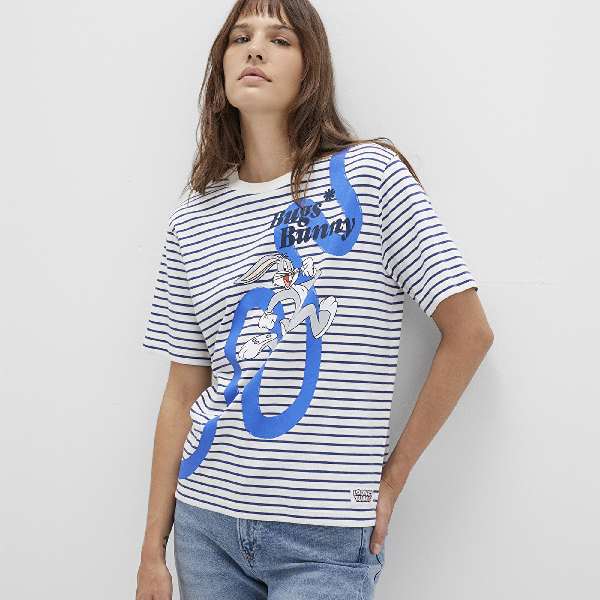 Mavi Bugs Bunny Baskılı Çizgili Beyaz Tişört Regular Fit / Normal Kesim 1613668-86676