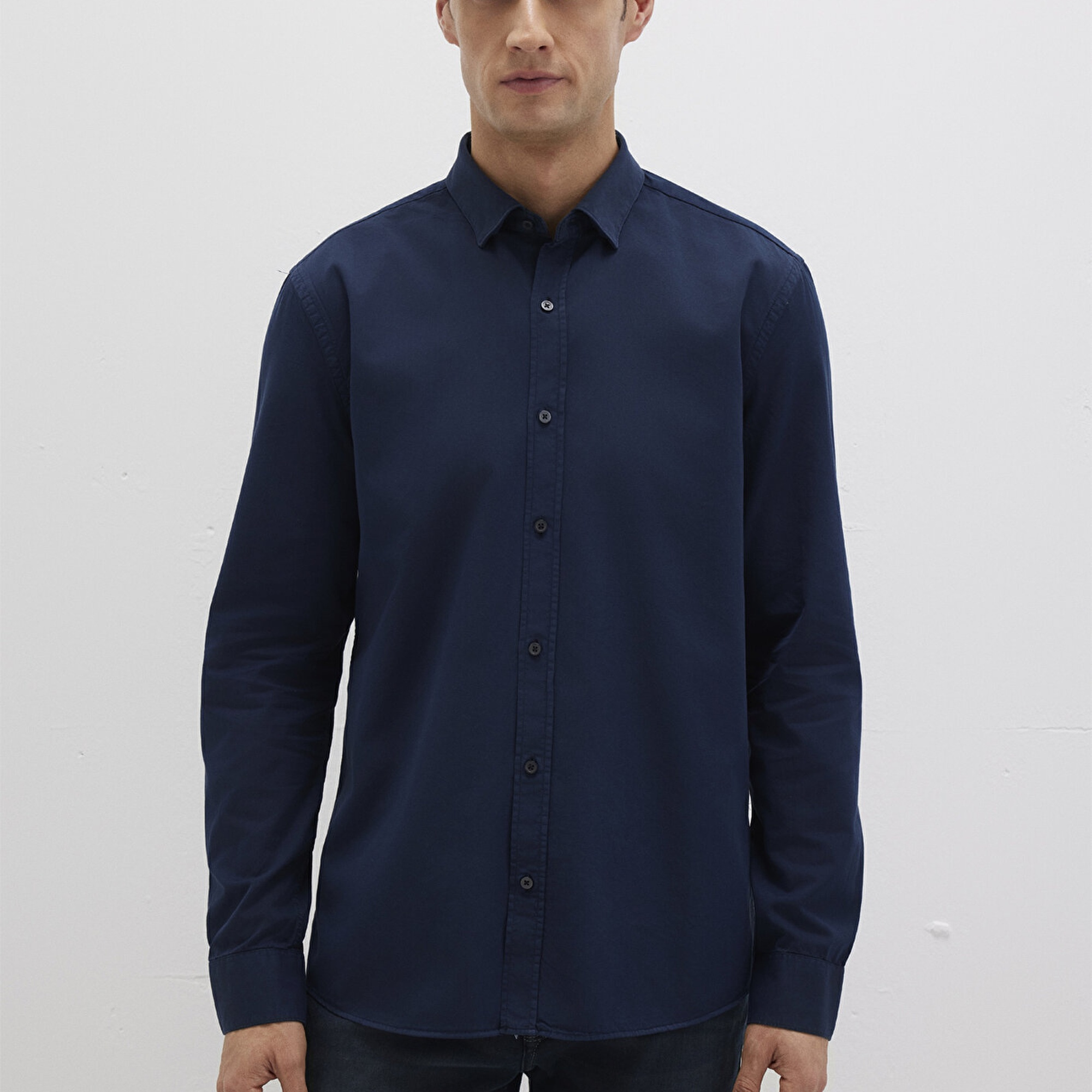 Mavi Tencel TM Liyosel Karışımlı Lacivert Gömlek Slim Fit / Dar Kesim 0211805-82318