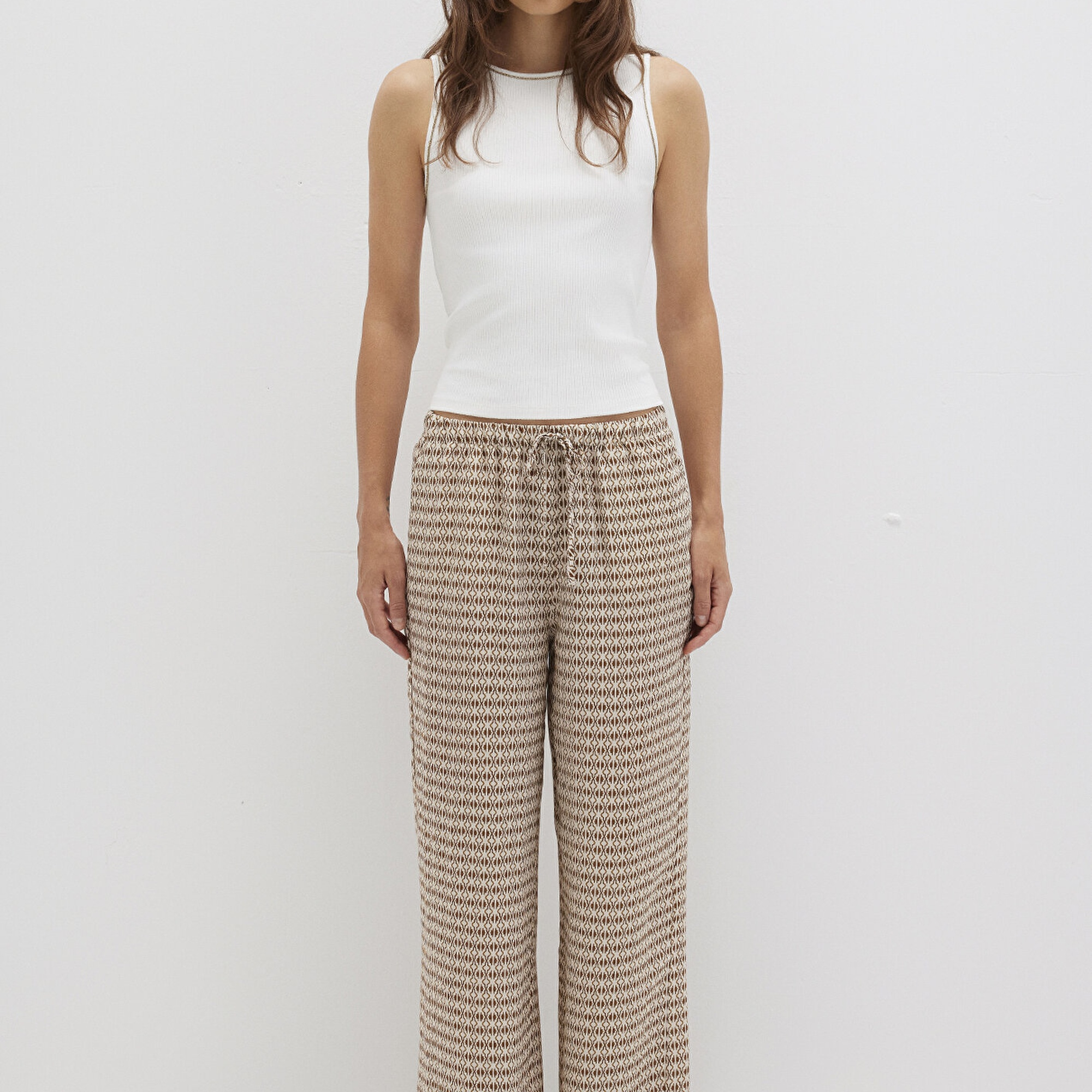 Mavi Etnik Baskılı Bej Pantolon 1011123-91009