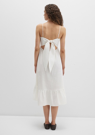  Mavi Sırt Detaylı Beyaz Elbise 1310804-70057