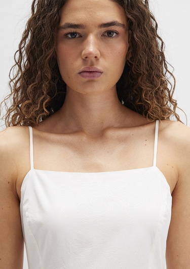  Mavi Sırt Detaylı Beyaz Elbise 1310804-70057