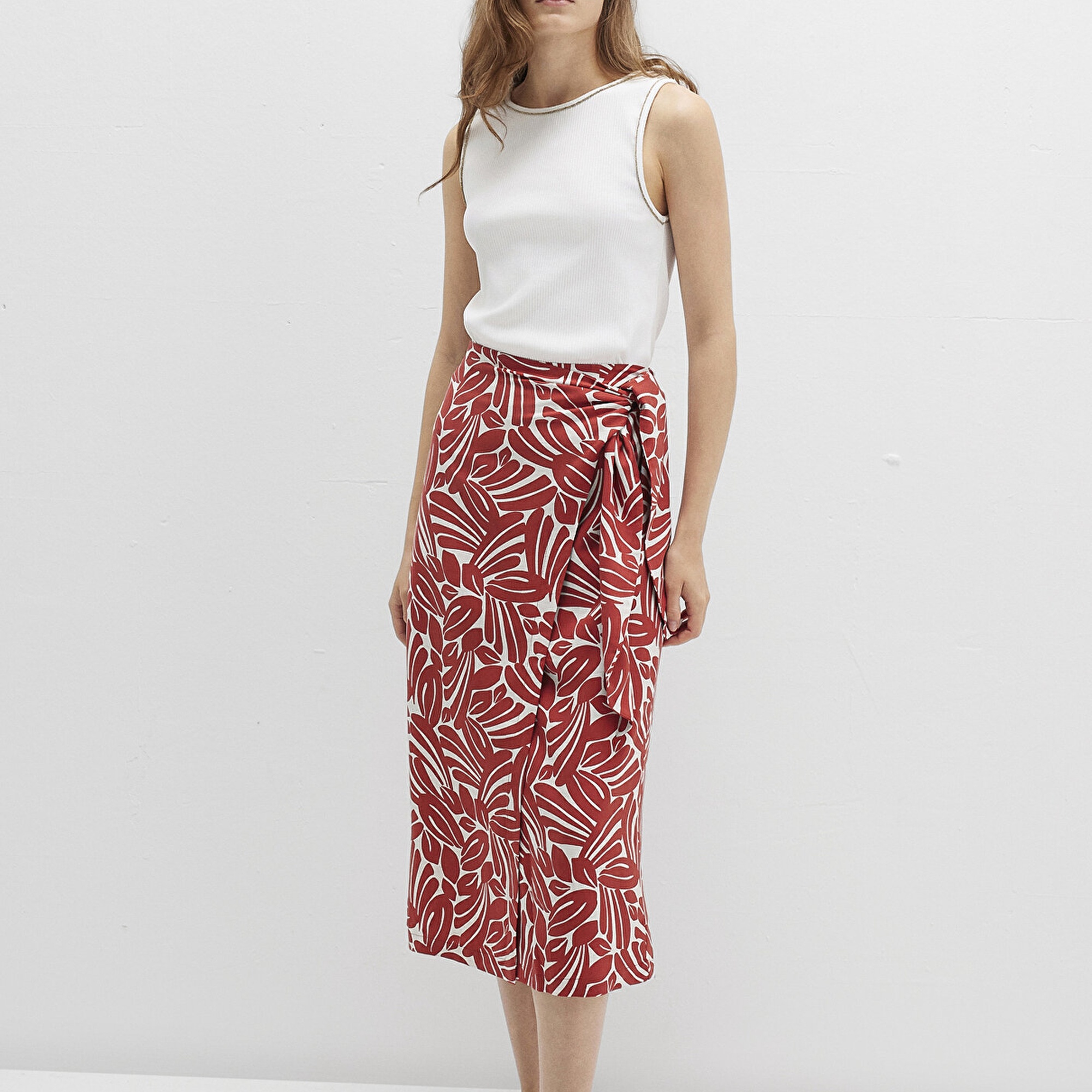 Mavi Bağlama Detaylı Baskılı Kırmızı Etek 1310765-91314