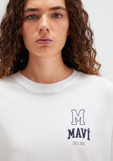  Mavi Mavi Logo Nakışlı Beyaz Tişört Loose Fit / Bol Rahat Kesim 1613467-70057