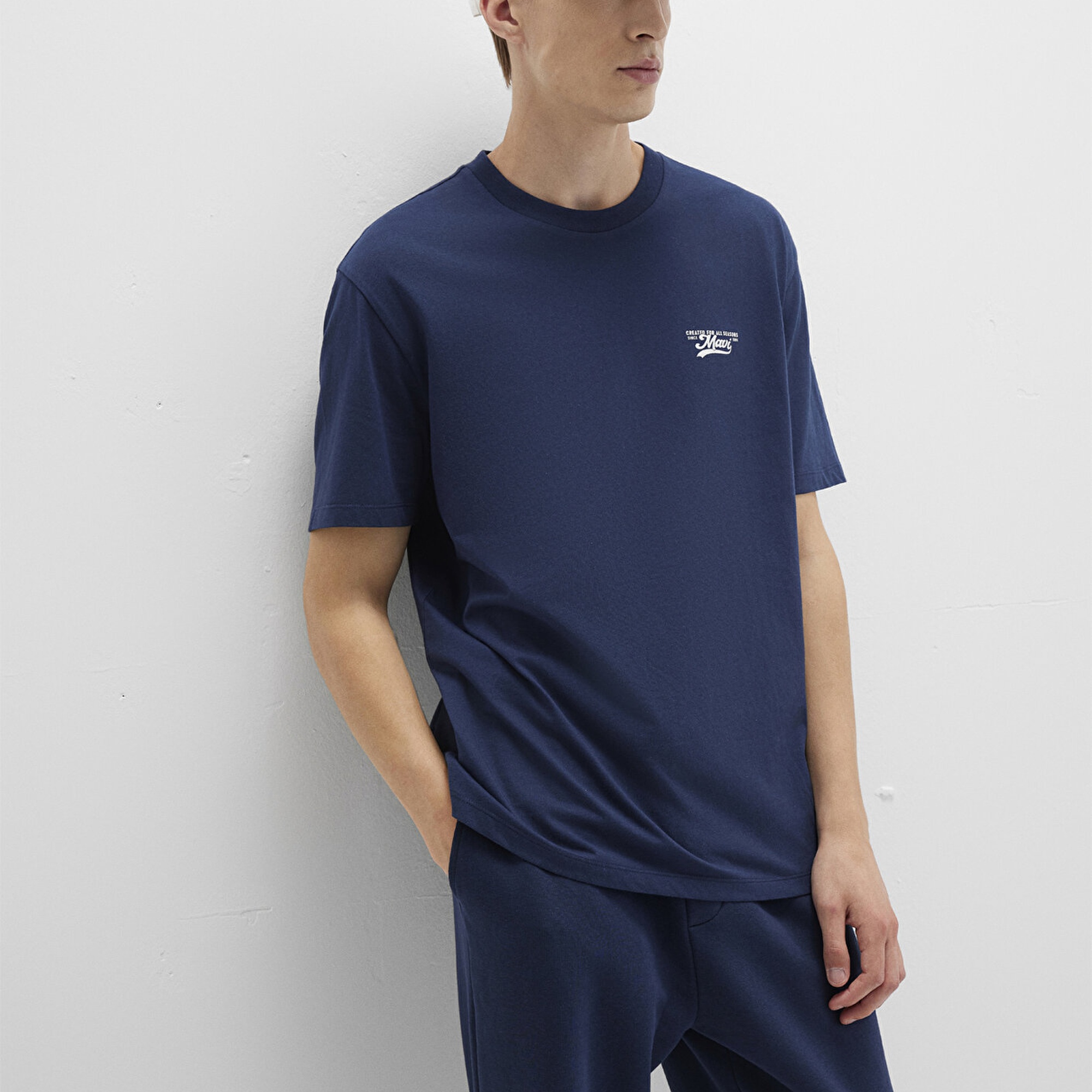 Mavi Mavi Baskılı Lacivert Tişört Loose Fit / Bol Rahat Kesim 0612840-70497