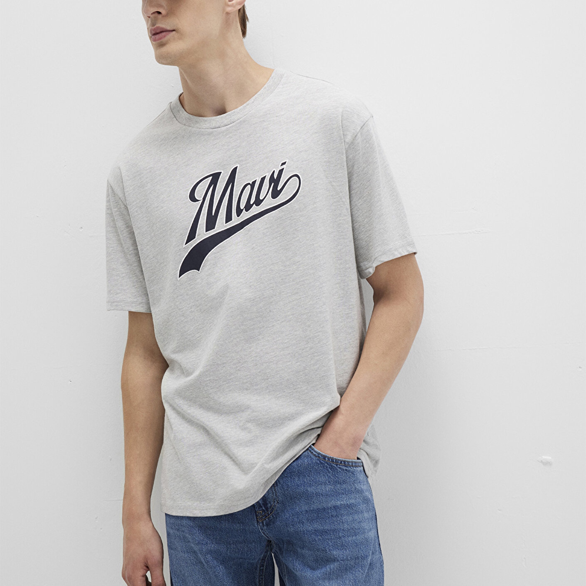 Mavi Mavi Logo Baskılı Gri Tişört Loose Fit / Bol Rahat Kesim 0613023-80018