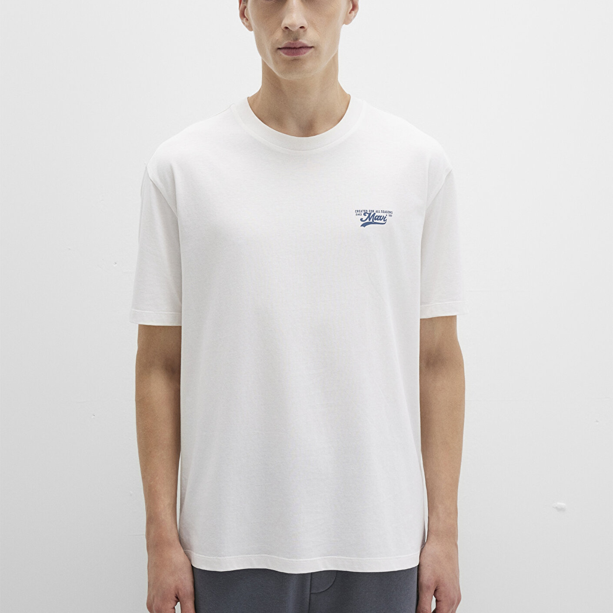 Mavi Mavi Baskılı Ekru Tişört Loose Fit / Bol Rahat Kesim 0612840-70057