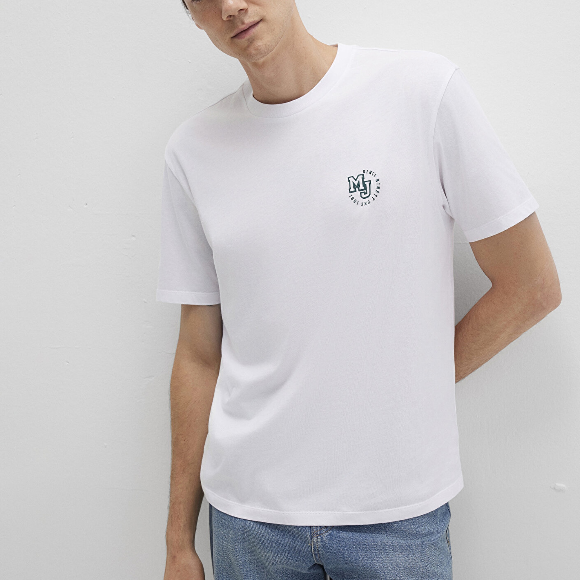 Mavi MJ Logo Baskılı Beyaz Tişört Loose Fit / Bol Rahat Kesim 0612839-620