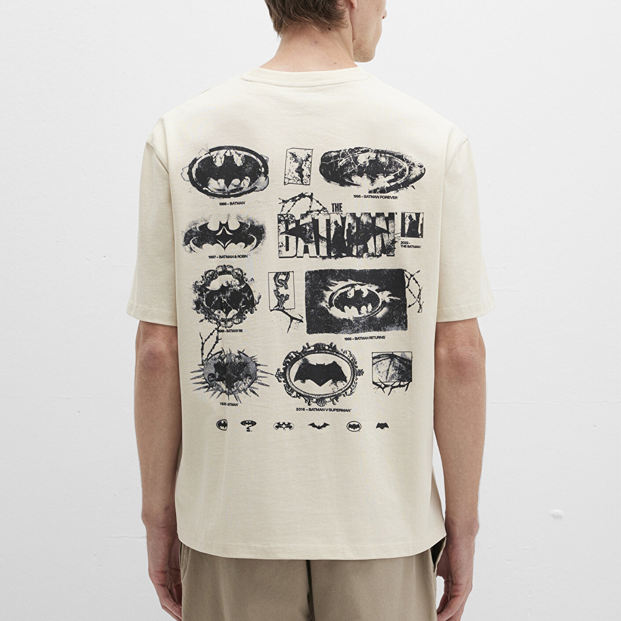 Mavi Batman Baskılı Bej Tişört Relaxed Fit / Rahat Kesim 0612919-70065