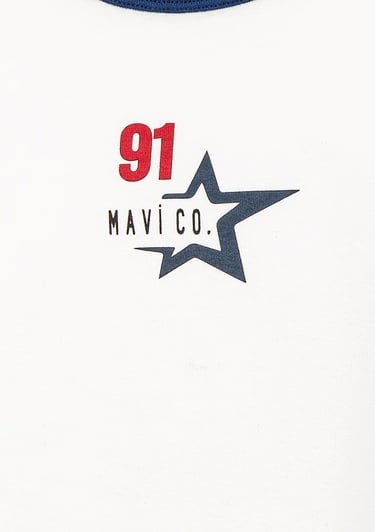  Mavi Baskılı Beyaz Tişört Fitted / Vücuda Oturan Kesim 7610345-70057