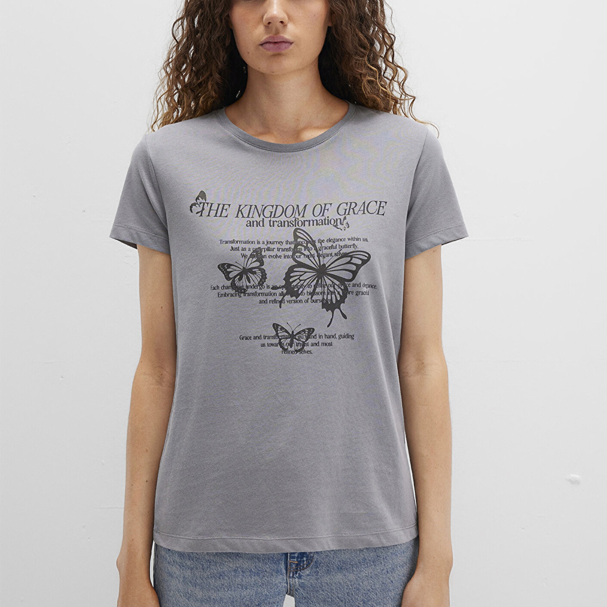 Mavi Kelebek Baskılı Gri Tişört Semi Slim Fit / Yarı Dar Kesim 1613453-91066