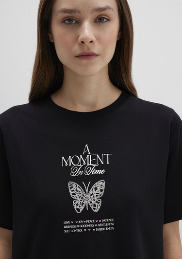  Mavi Kelebek Baskılı Siyah Tişört Regular Fit / Normal Kesim 1613462-900