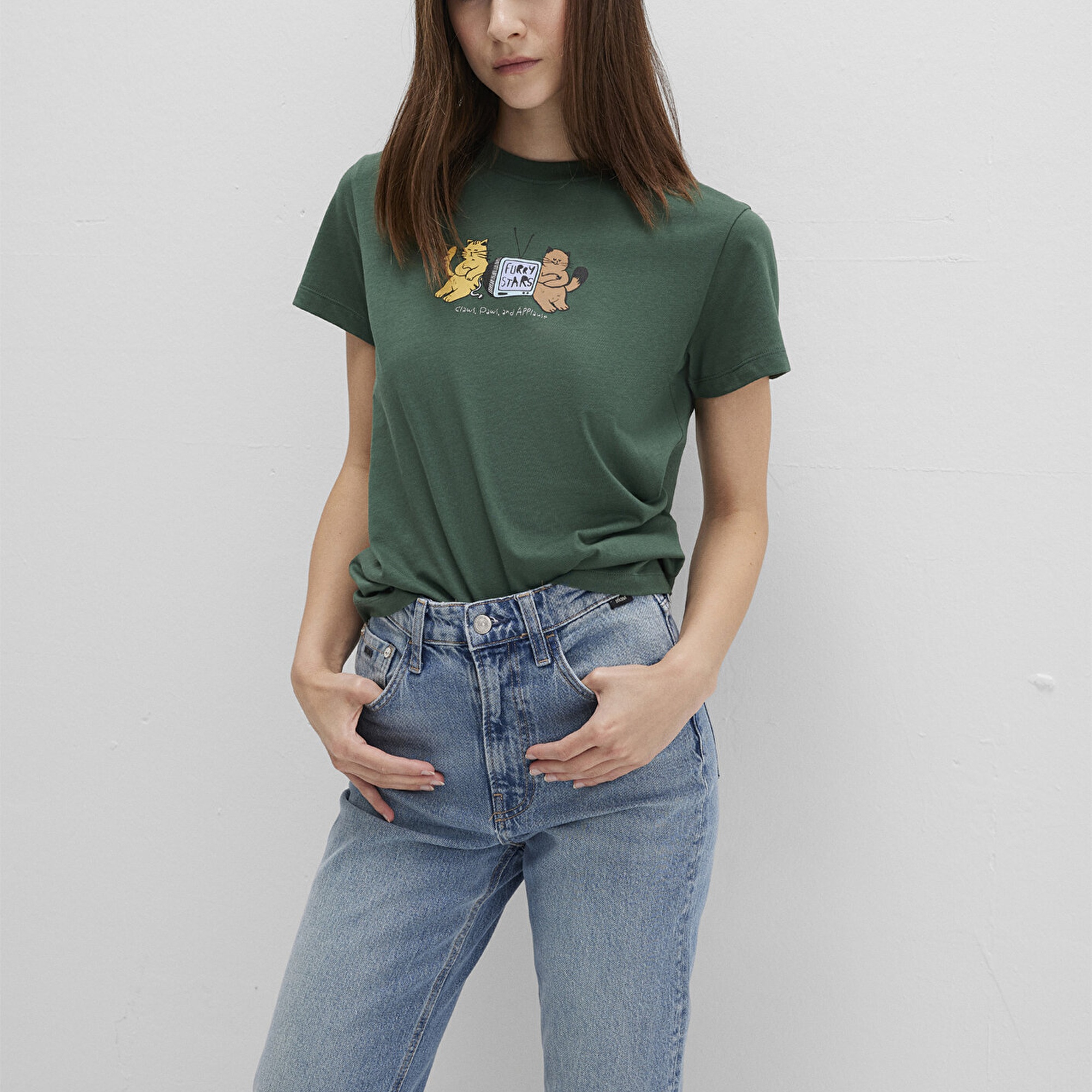 Mavi Kedi Baskılı Yeşil Tişört Semi Slim Fit / Yarı Dar Kesim 1613472-71924