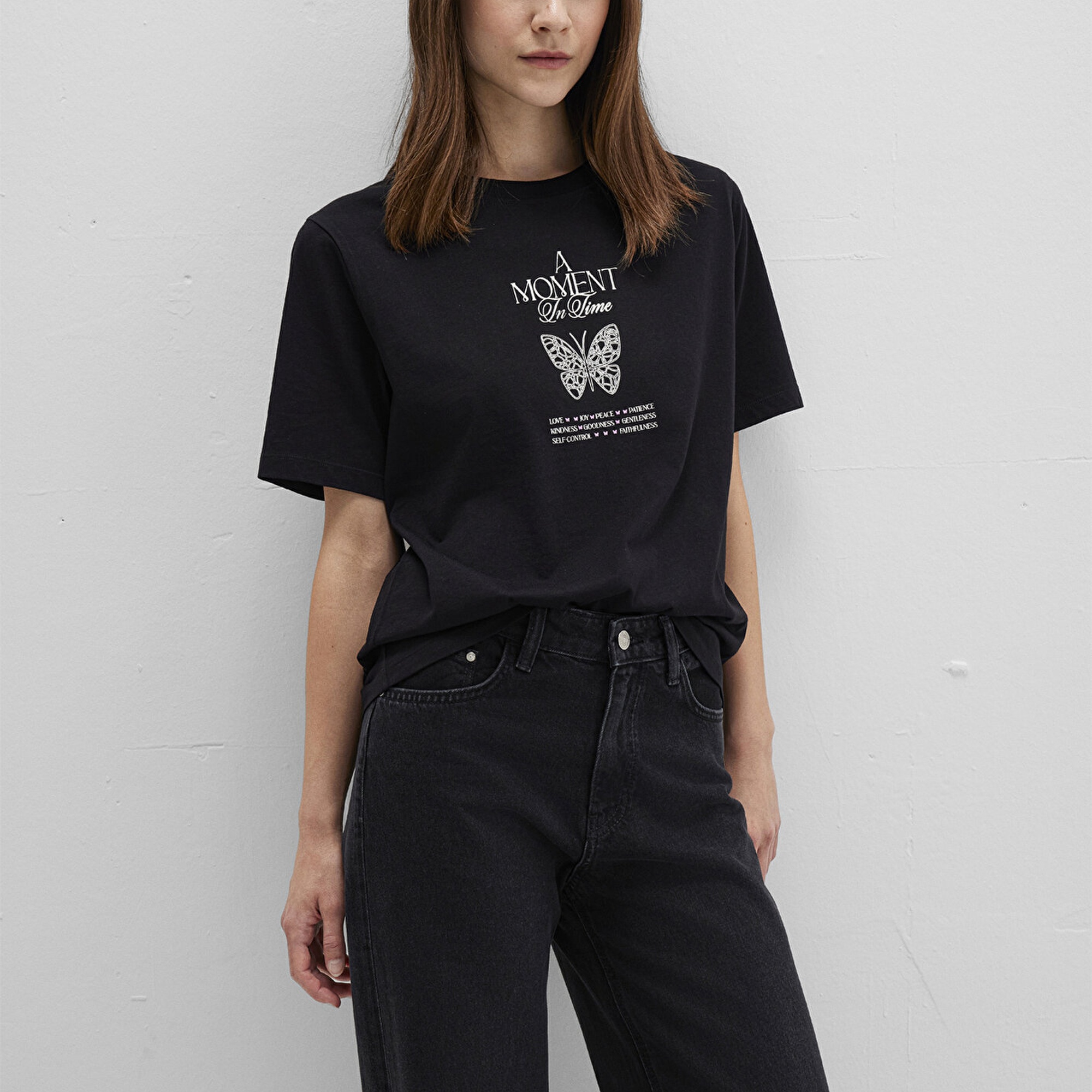 Mavi Kelebek Baskılı Siyah Tişört Regular Fit / Normal Kesim 1613462-900