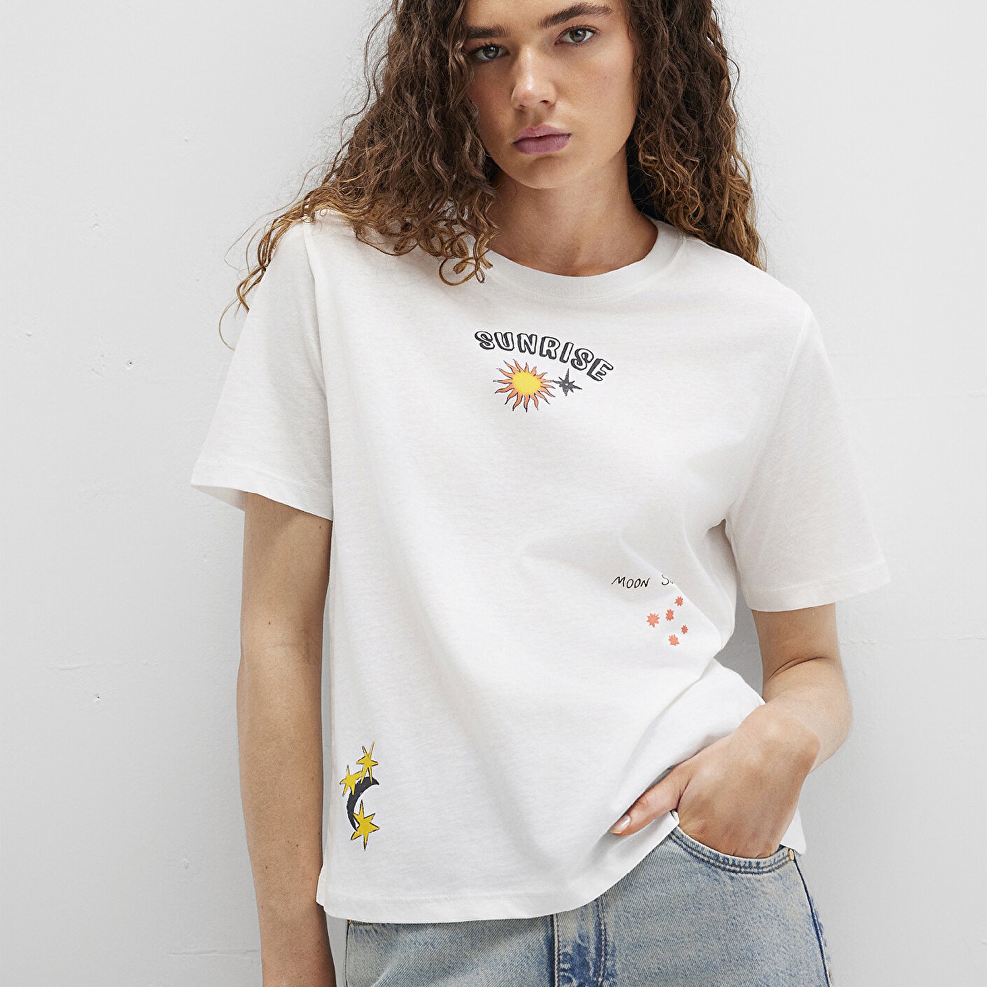 Mavi Sunrise Baskılı Beyaz Tişört Regular Fit / Normal Kesim 1613523-80194