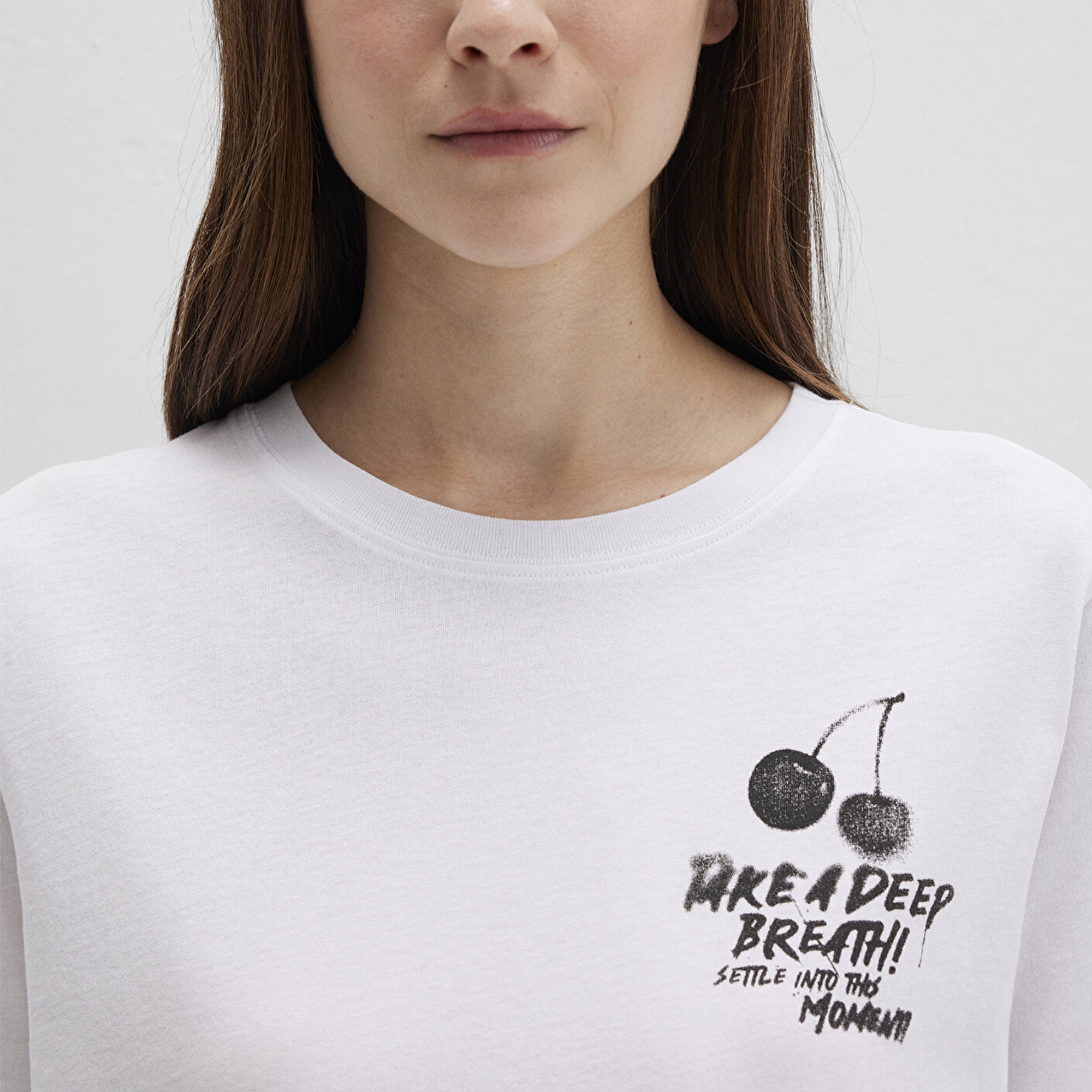 Mavi Baskılı Beyaz Tişört Regular Fit / Normal Kesim 1613484-620