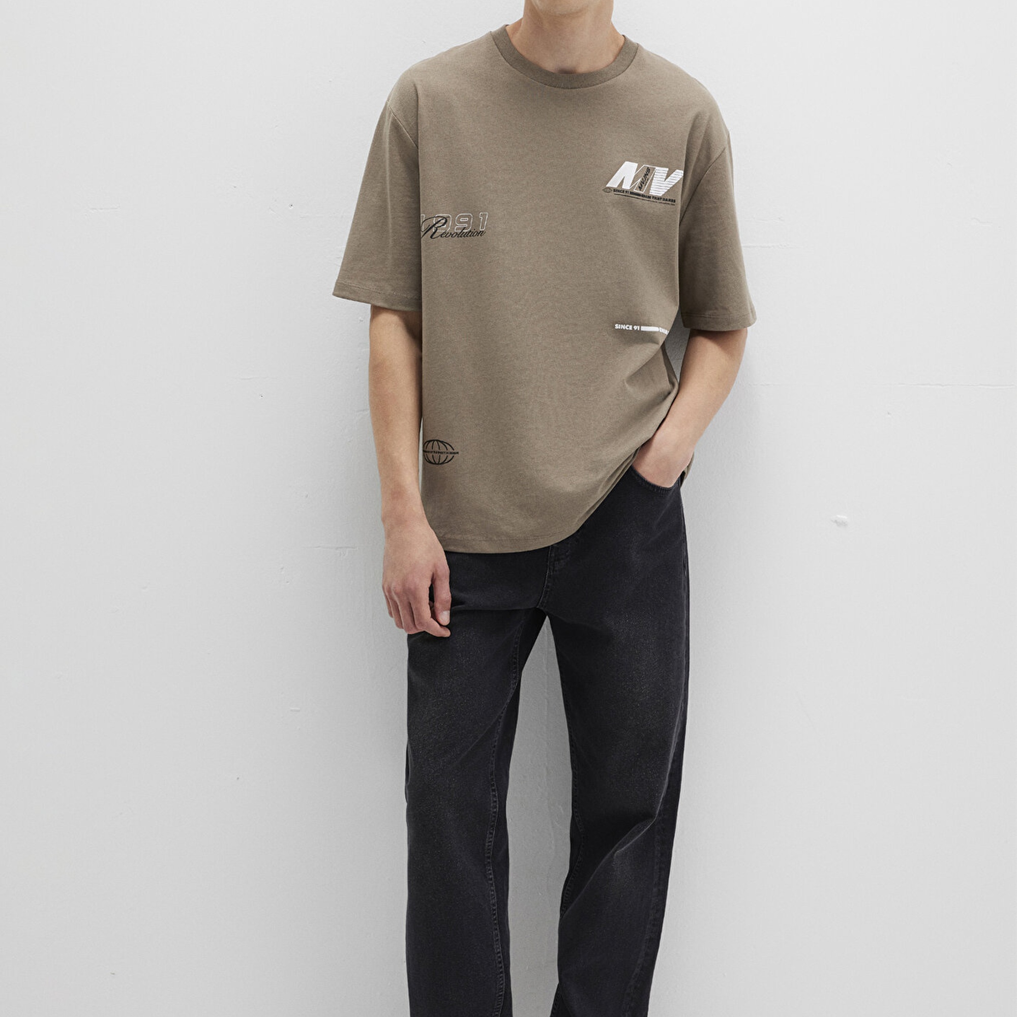 Mavi Baskılı Kahverengi Tişört Relaxed Fit / Rahat Kesim 0612912-70355