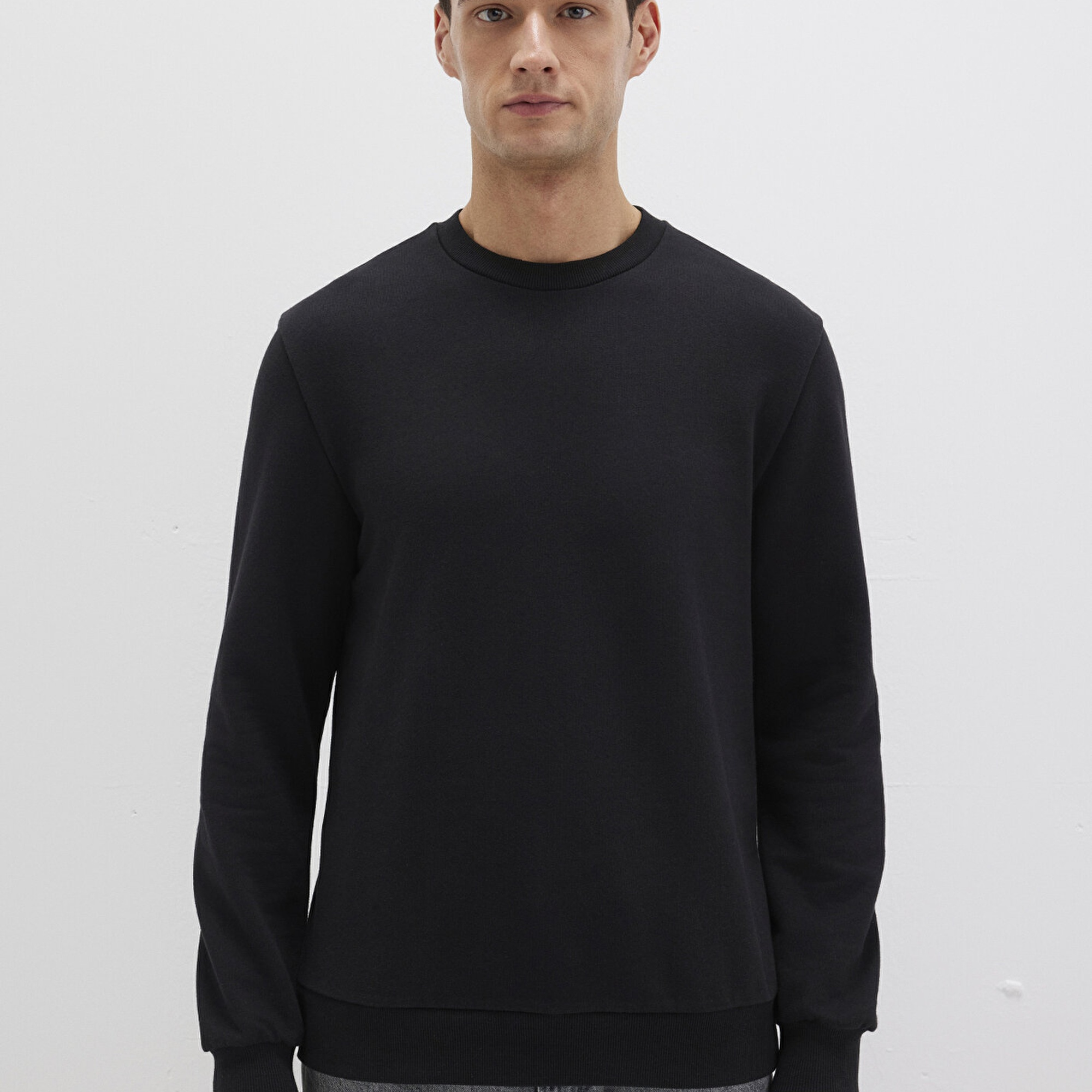 Mavi Bisiklet Yaka siyah Sweatshirt 0S10457-900