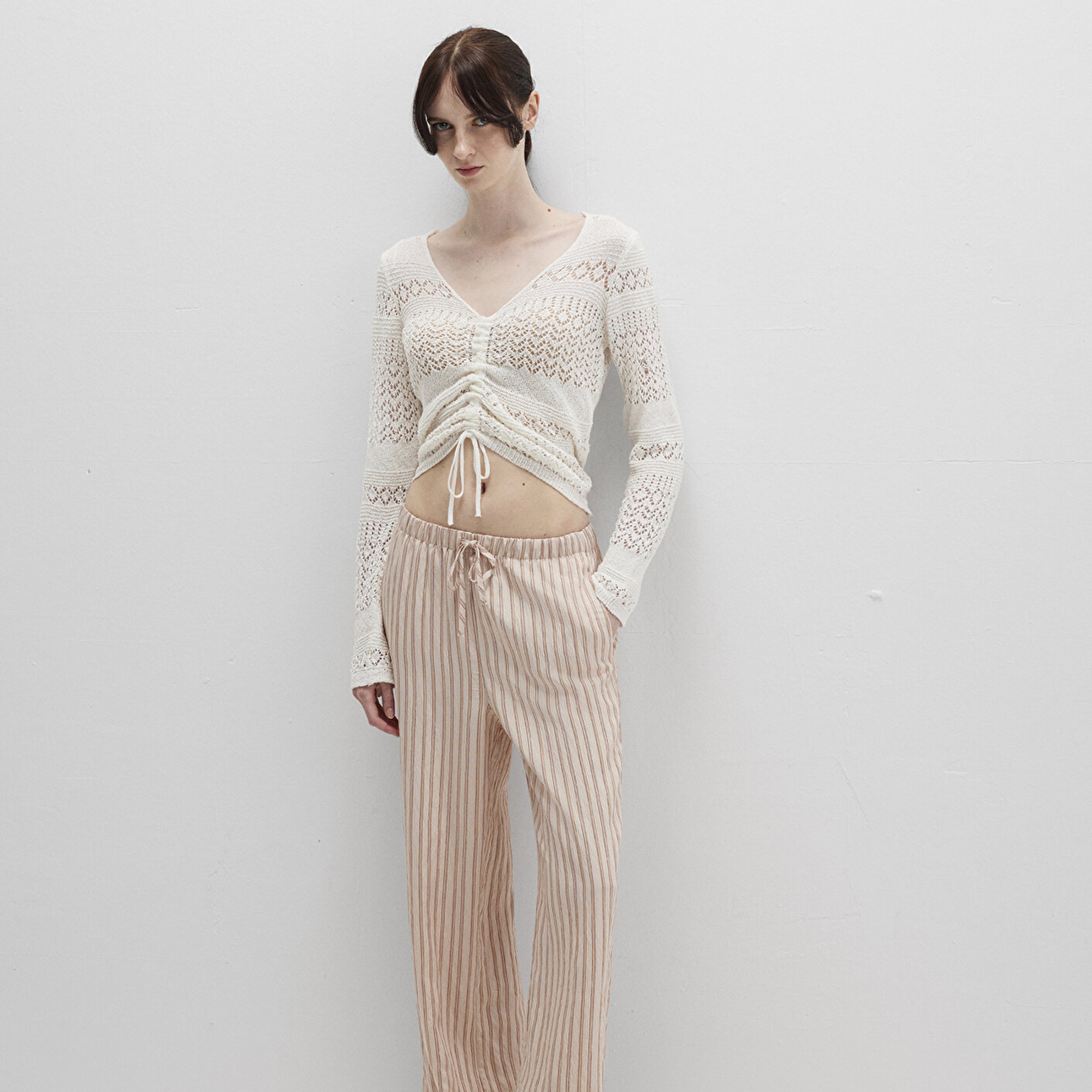 Mavi Çizgili Bej Pantolon 1011024-90719