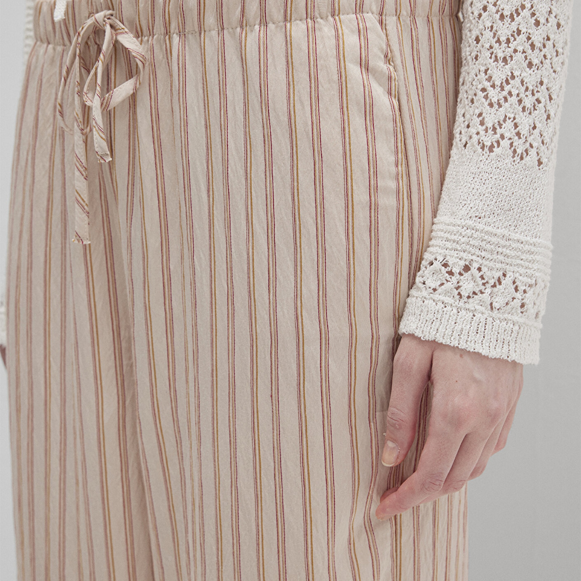 Mavi Çizgili Bej Pantolon 1011024-90719