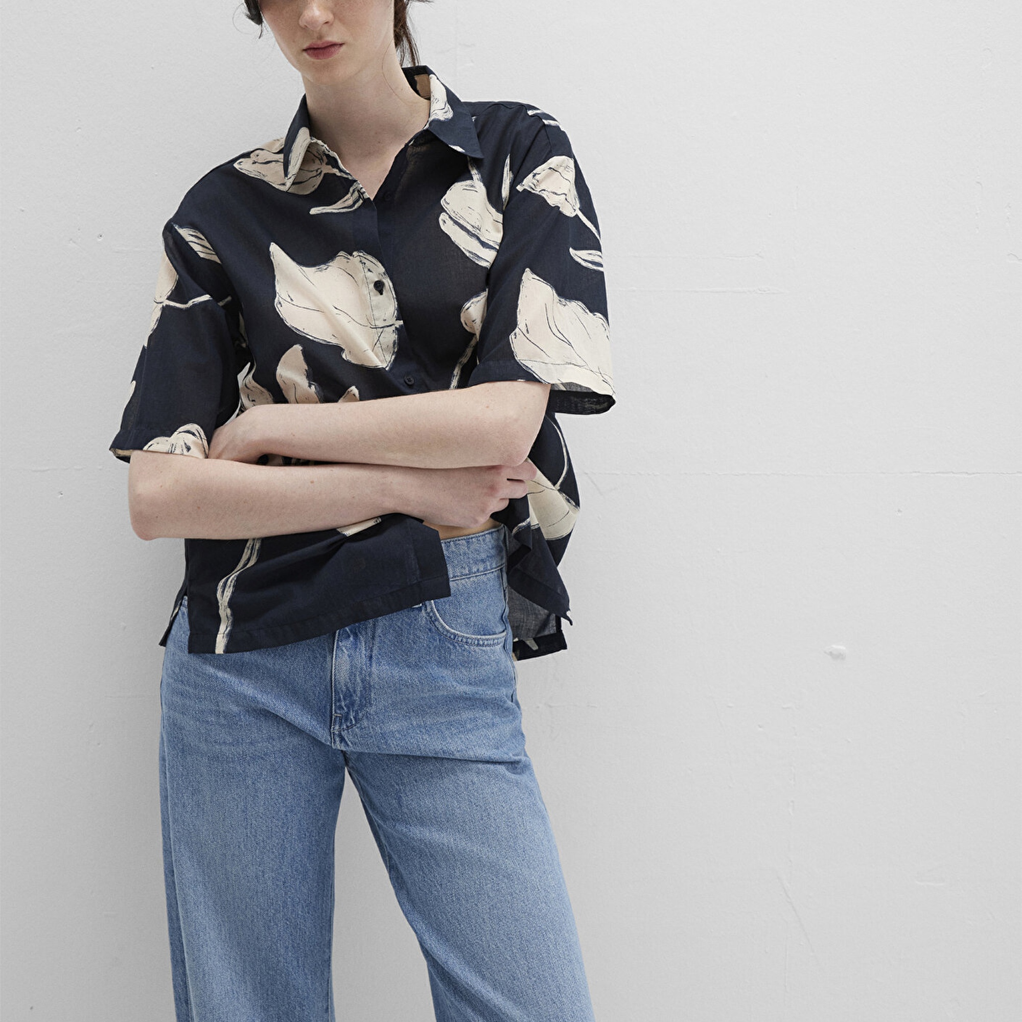 Mavi Baskılı Siyah Gömlek Loose Fit / Bol Rahat Kesim 1211187-90716