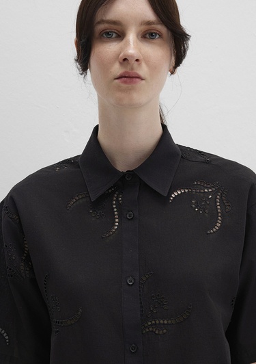  Mavi Brode Detaylı Siyah Gömlek Loose Fit / Bol Rahat Kesim 1211186-900