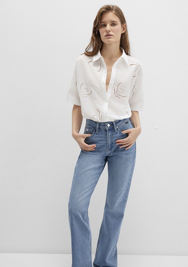  Mavi Brode Detaylı Beyaz Gömlek Loose Fit / Bol Rahat Kesim 1211186-70057