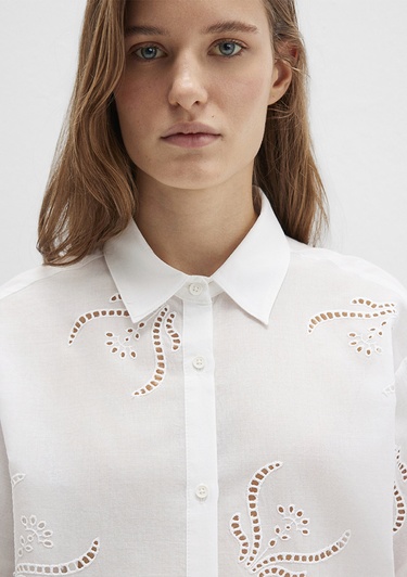  Mavi Brode Detaylı Beyaz Gömlek Loose Fit / Bol Rahat Kesim 1211186-70057