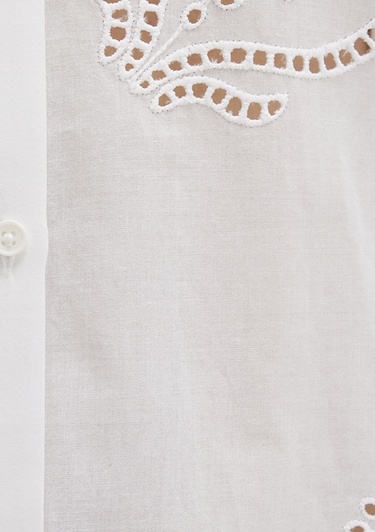  Mavi Brode Detaylı Beyaz Gömlek Loose Fit / Bol Rahat Kesim 1211186-70057