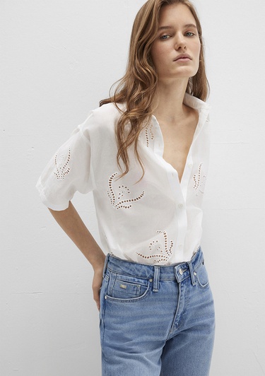  Mavi Brode Detaylı Beyaz Gömlek Loose Fit / Bol Rahat Kesim 1211186-70057