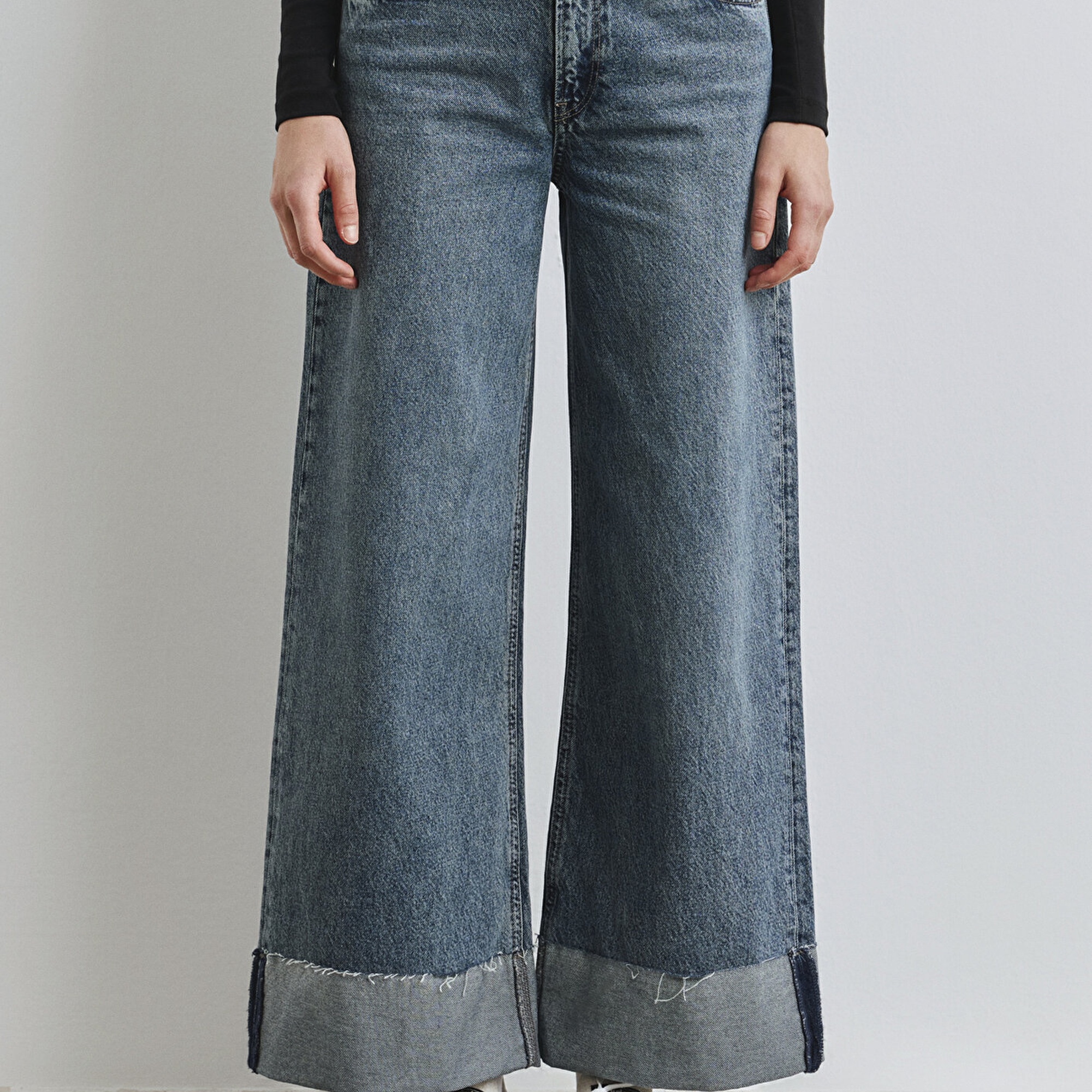 Mavi Emilia Classic Denim Puslu Koyu Mavi Jean Pantolon 1012641-90118