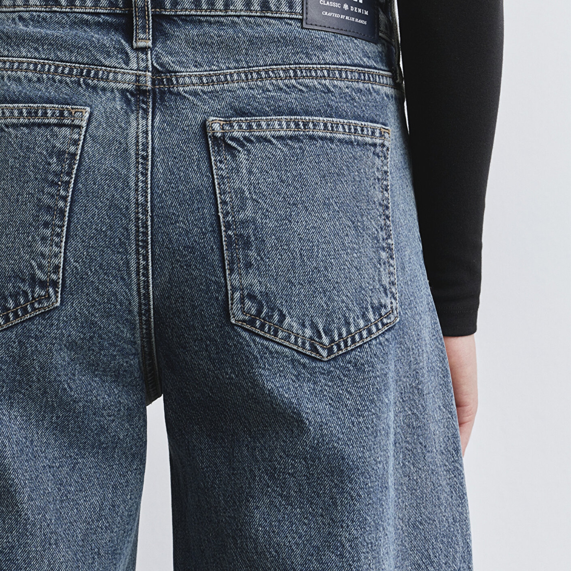 Mavi Emilia Classic Denim Puslu Koyu Mavi Jean Pantolon 1012641-90118