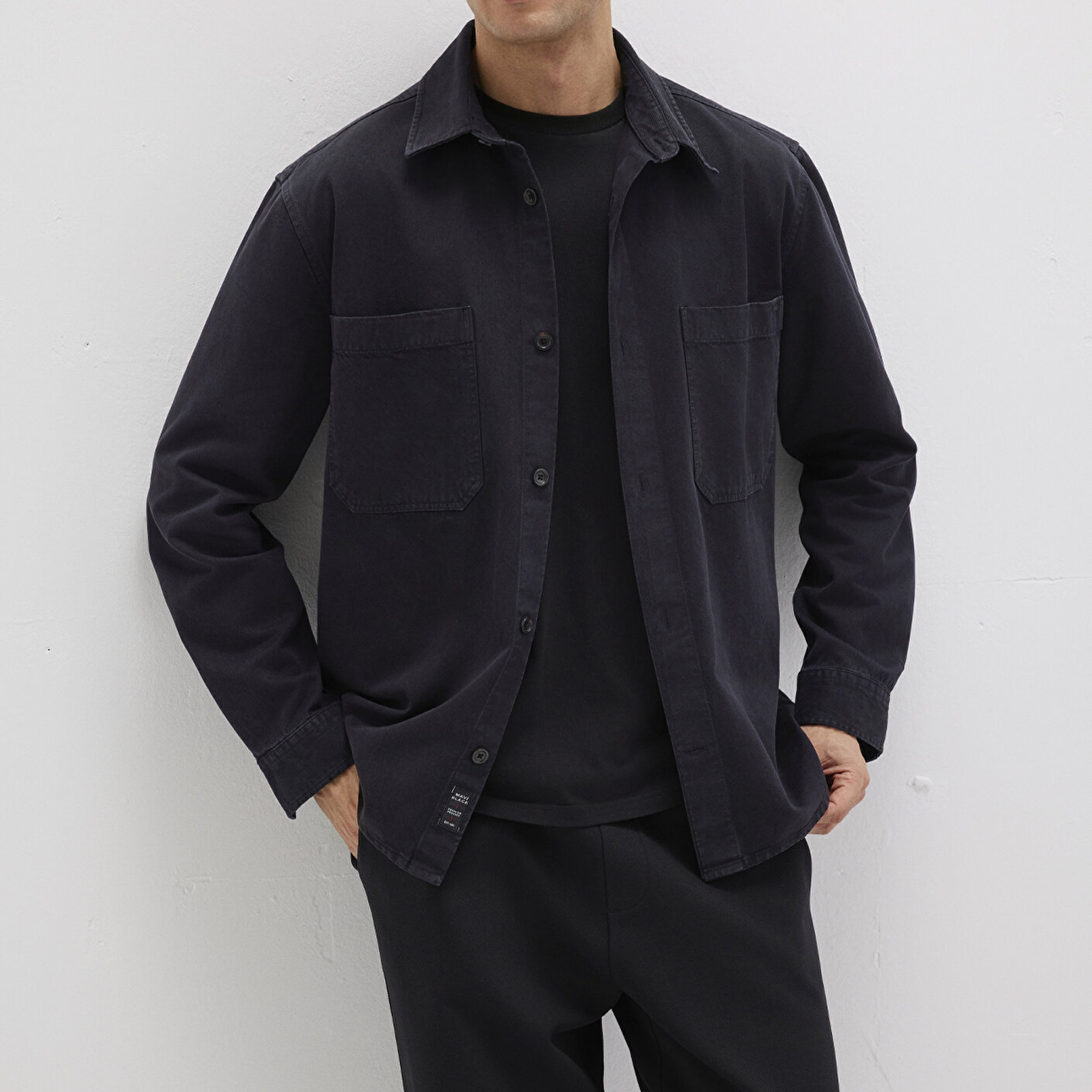 Mavi Tencel TM Liyosel Karışımlı Siyah Gömlek Regular Fit / Normal Kesim 0211649-900