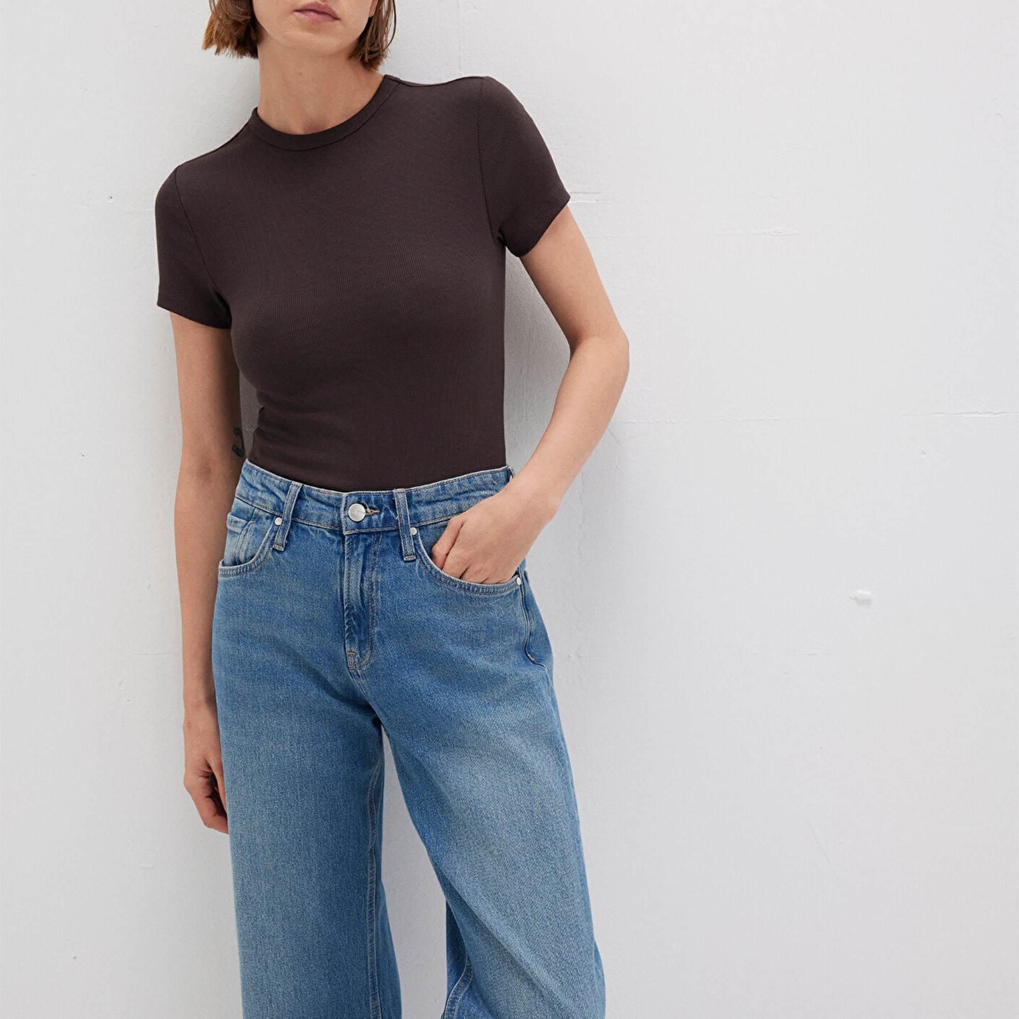 Mavi Kahverengi Basic Tişört Fitted / Vücuda Oturan Kesim 1613081-70240