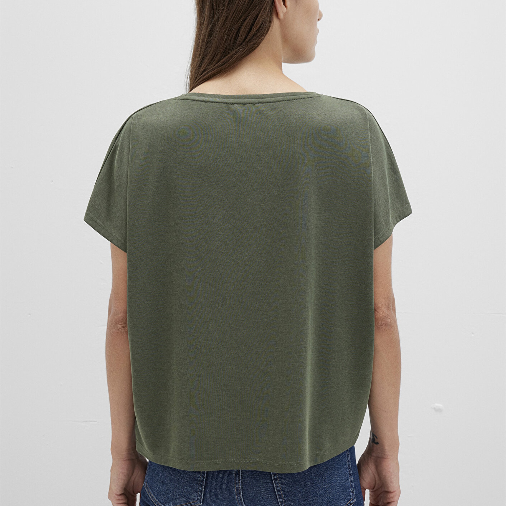 Mavi Lux Touch TENCEL TM Modal Yeşil Basic Tişört Loose Fit / Bol Rahat Kesim 167245-71551