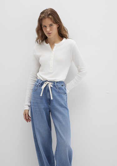  Mavi Düğme Detaylı Ekru Tişört Slim Fit / Dar Kesim 1613401-70057