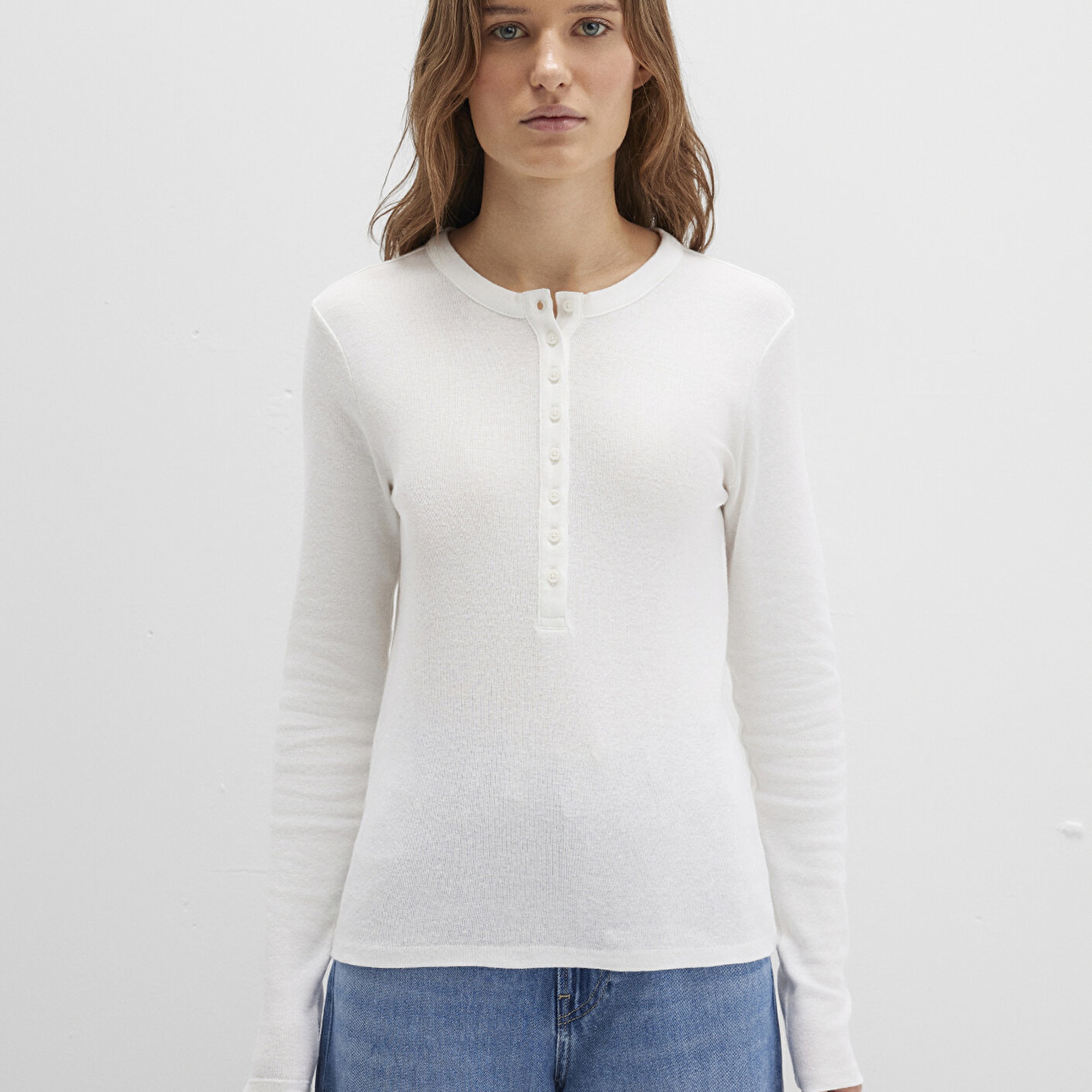 Mavi Düğme Detaylı Ekru Tişört Slim Fit / Dar Kesim 1613401-70057