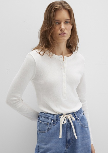  Mavi Düğme Detaylı Ekru Tişört Slim Fit / Dar Kesim 1613401-70057