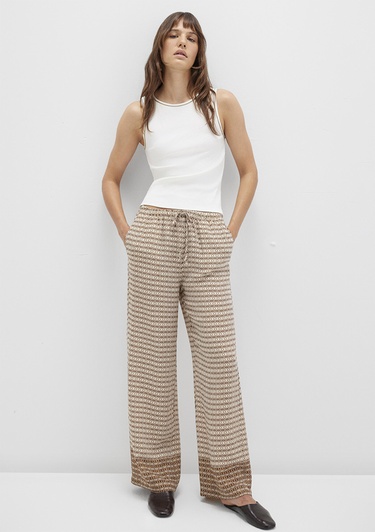  Mavi Dikiş Detaylı Beyaz Top Fitted / Vücuda Oturan Kesim 1613338-70057