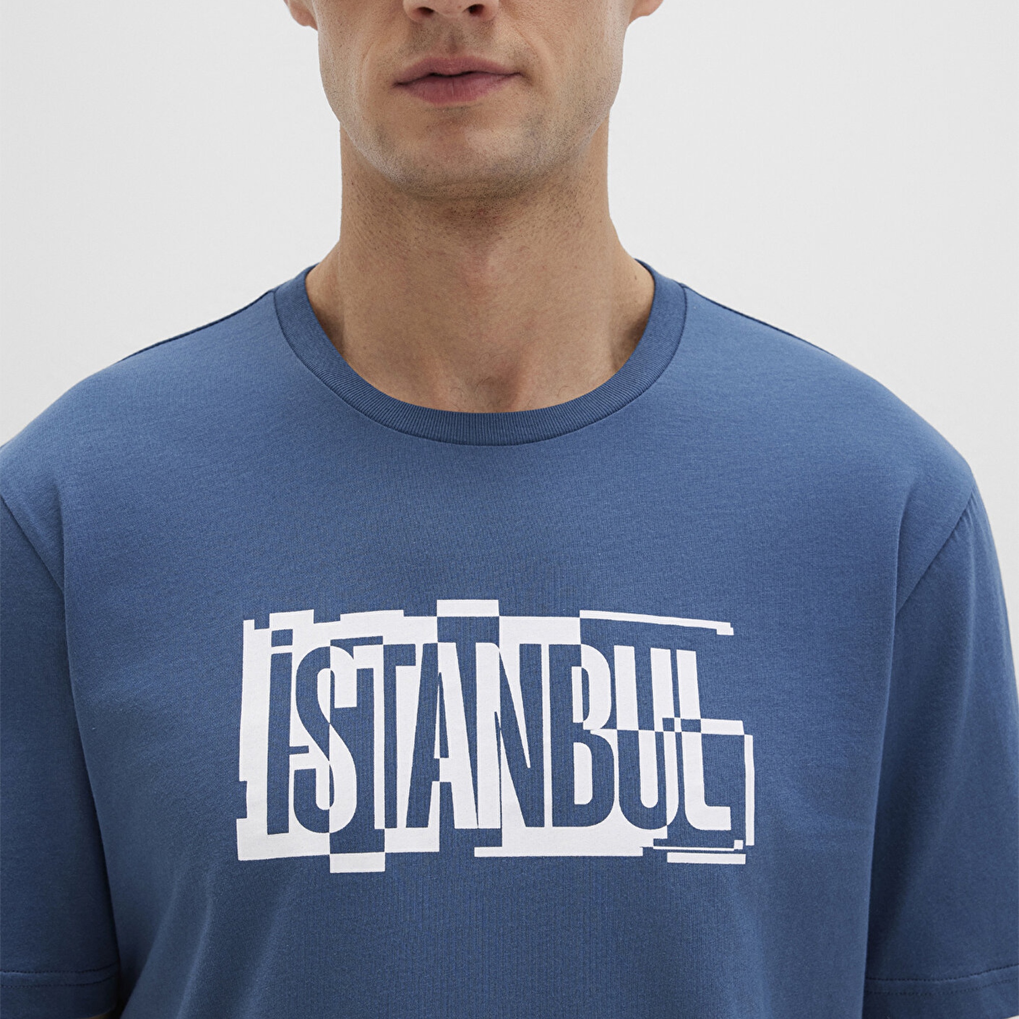 Mavi İstanbul Baskılı Mavi Tişört Regular Fit / Normal Kesim 0611789-90609