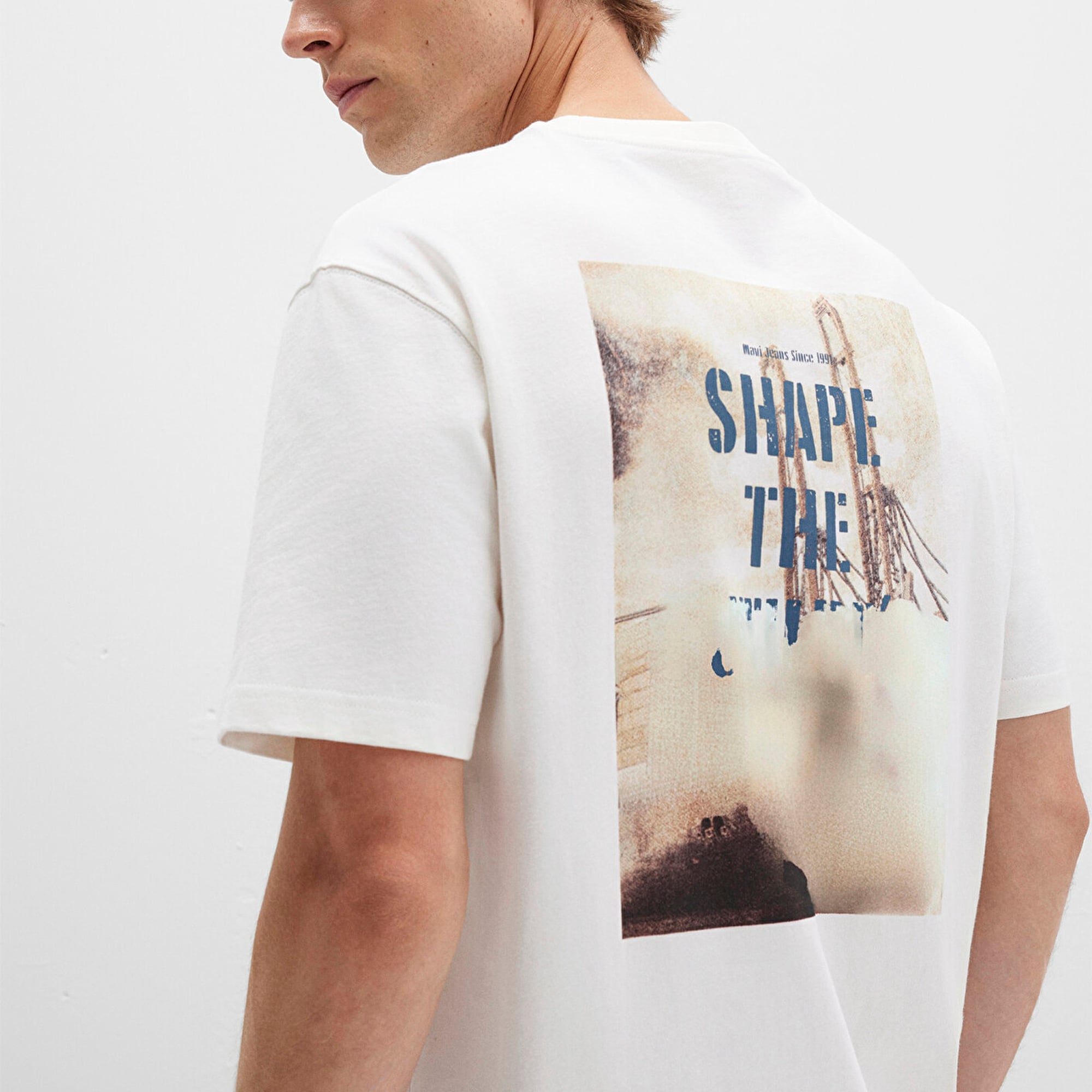 Mavi Baskılı Ekru Tişört Loose Fit / Bol Rahat Kesim 0612836-70057