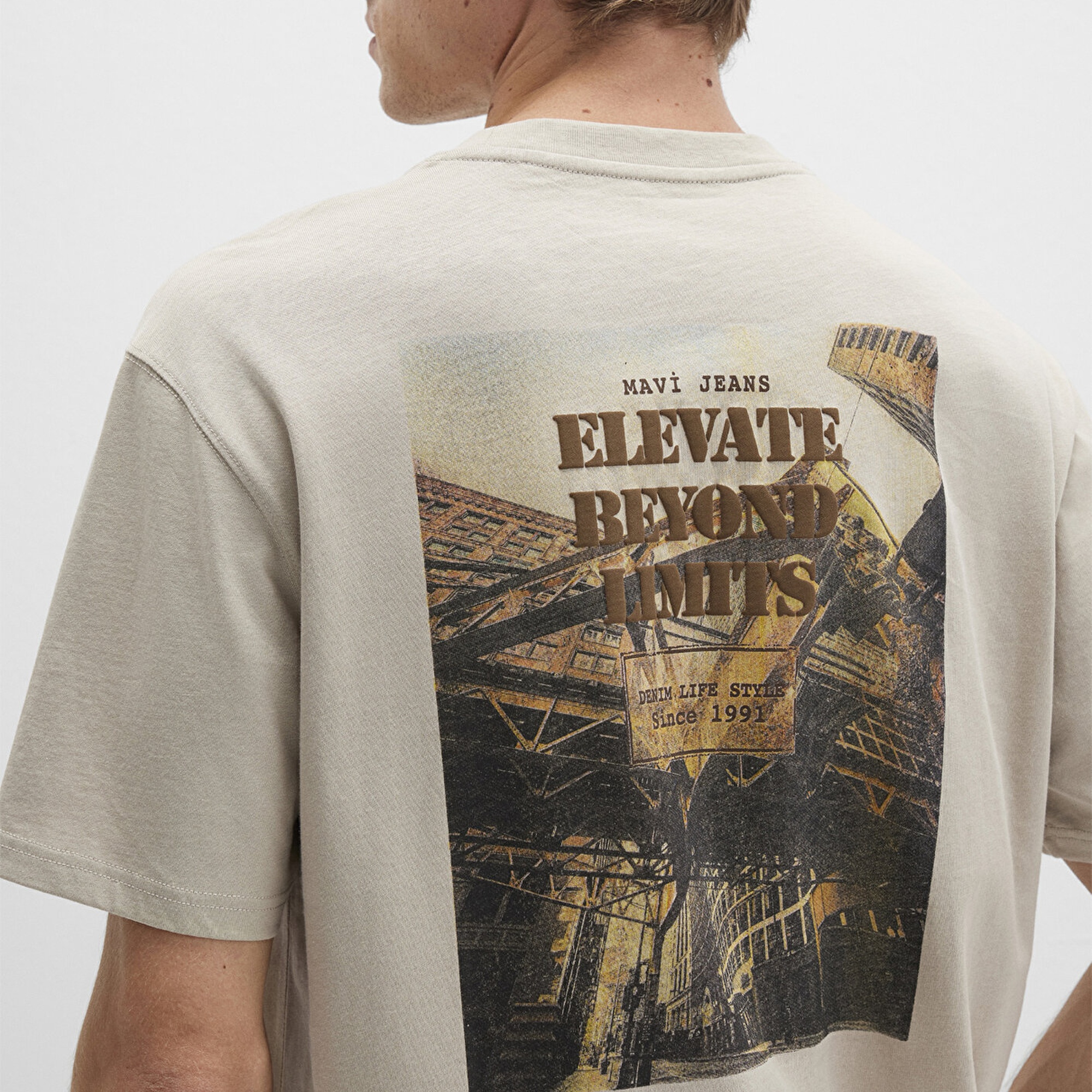 Mavi Baskılı Bej Tişört Loose Fit / Bol Rahat Kesim 0612837-70039