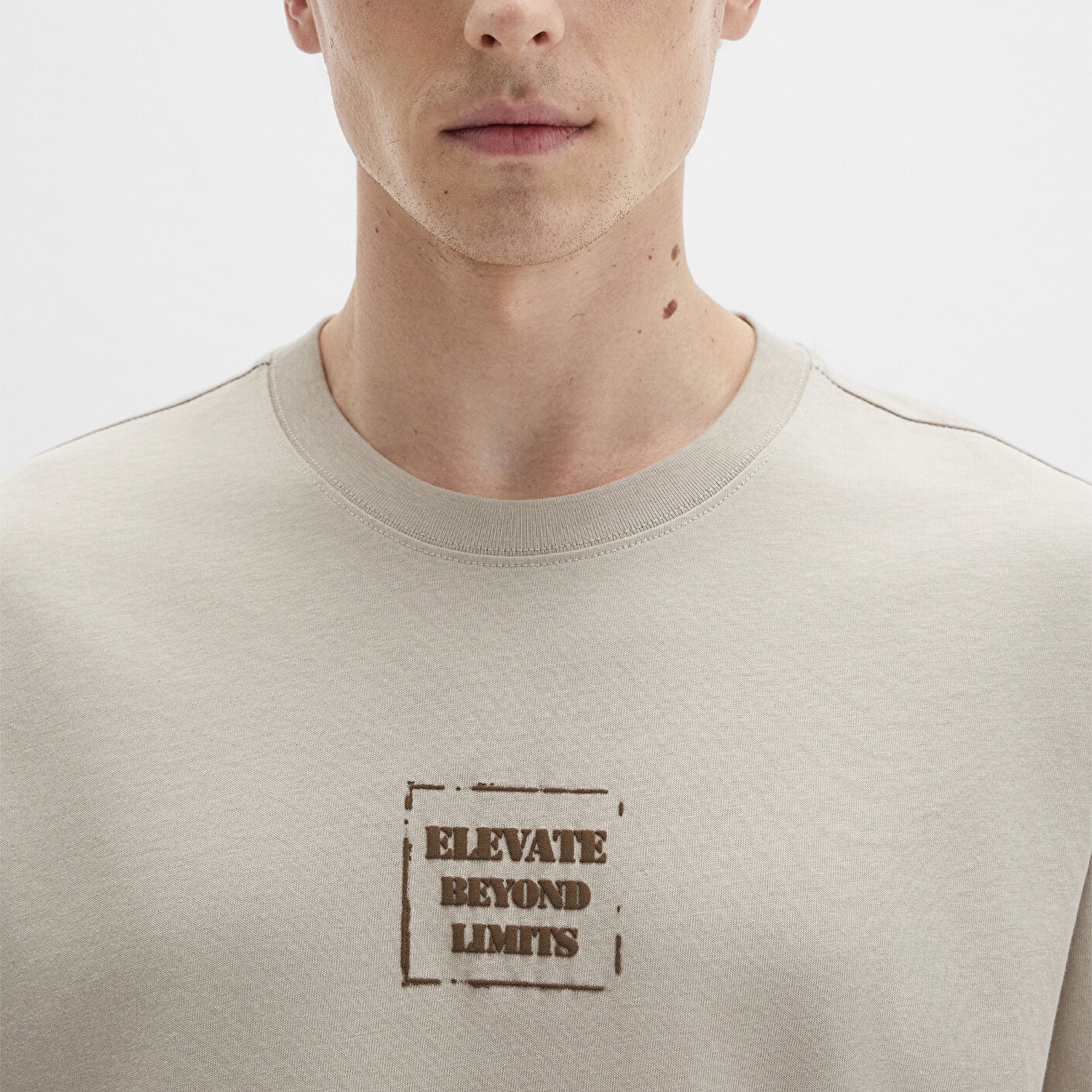 Mavi Baskılı Bej Tişört Loose Fit / Bol Rahat Kesim 0612837-70039