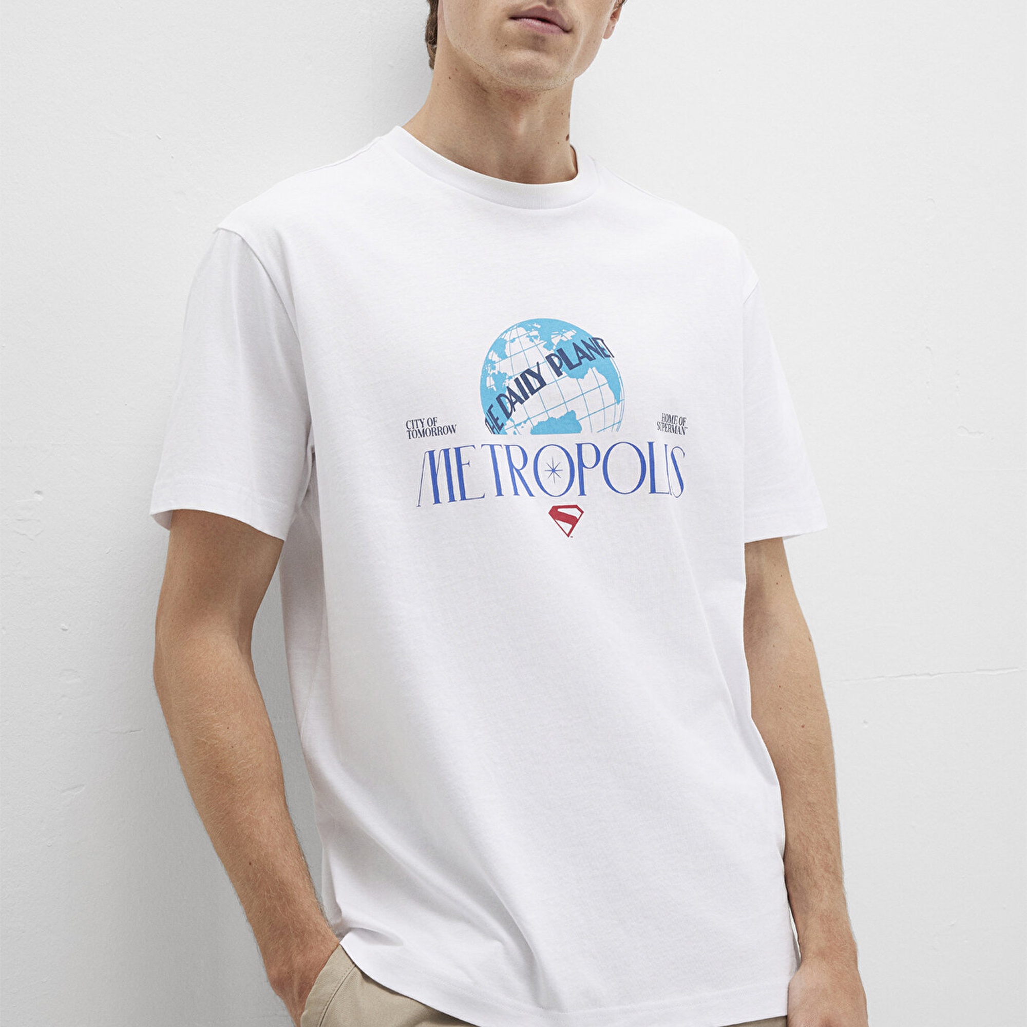 Mavi Superman Baskılı Beyaz Tişört Loose Fit / Bol Rahat Kesim 0612918-620