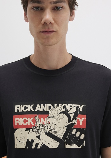 Mavi Rick And Morty Baskılı Siyah Tişört Loose Fit / Bol Rahat Kesim 0612922-900