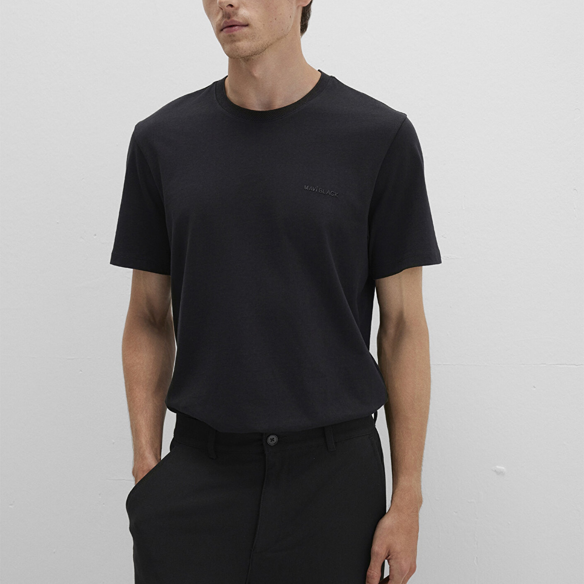 Mavi Mavi Black Baskılı Siyah Tişört Regular Fit / Normal Kesim 0612872-900