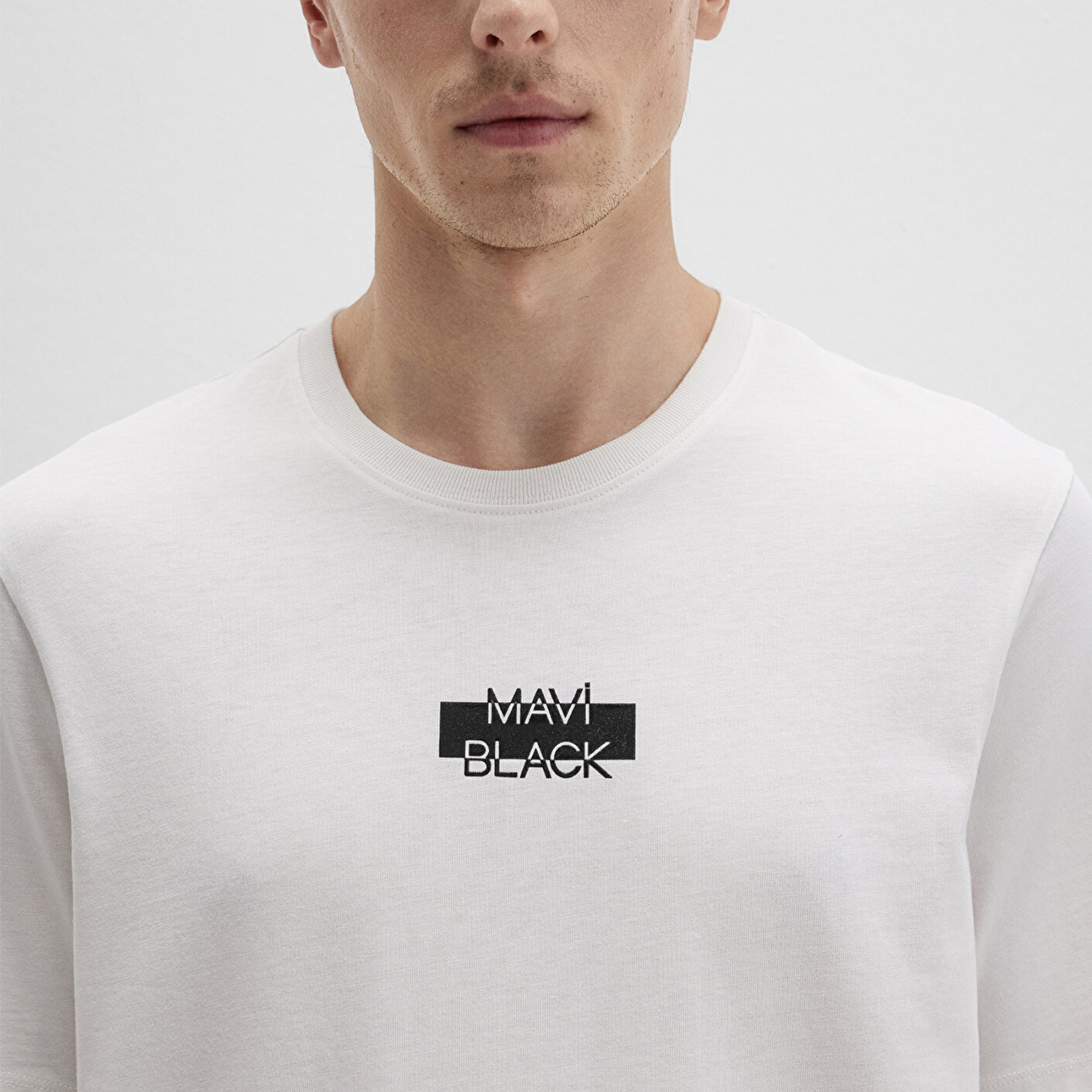 Mavi Mavi Black Baskılı Beyaz Tişört Regular Fit / Normal Kesim 0612873-70057